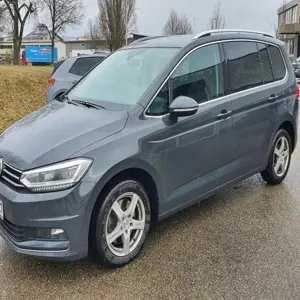 Samochód VW Touran 2,0 TDi