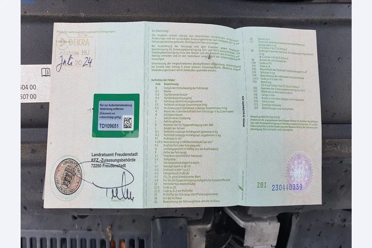 Máquinas para a produção de mobiliário para salas de estar-9