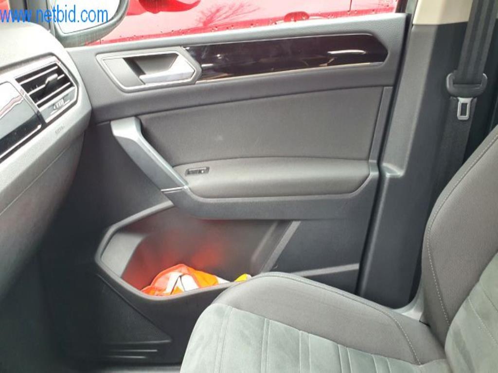 Máquinas para a produção de mobiliário para salas de estar-11