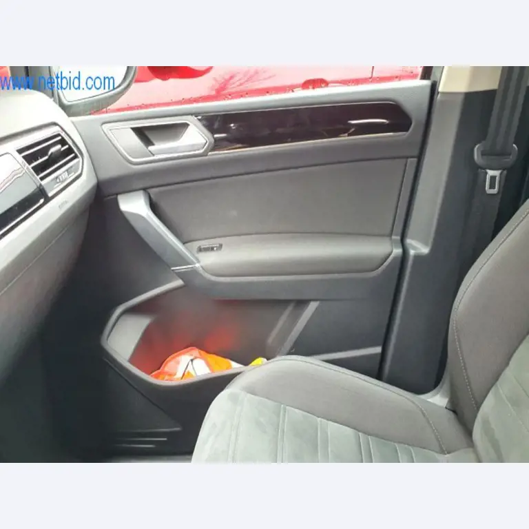 Máquinas para a produção de mobiliário para salas de estar-11