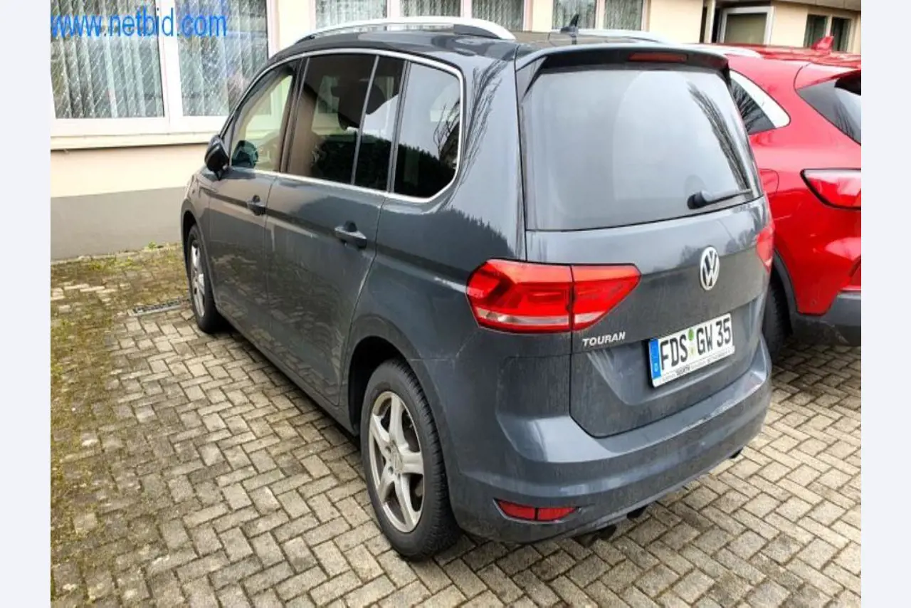 Máquinas para a produção de mobiliário para salas de estar-13