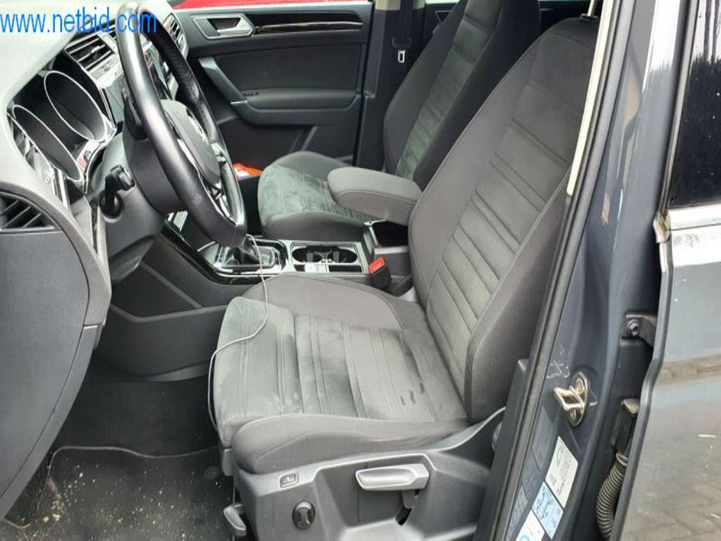 Máquinas para a produção de mobiliário para salas de estar-16