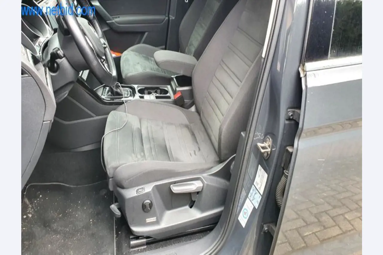 Máquinas para a produção de mobiliário para salas de estar-17