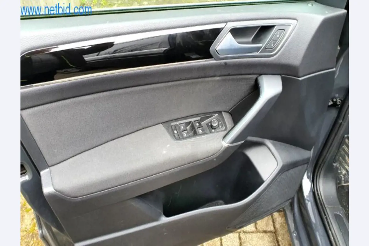 Máquinas para a produção de mobiliário para salas de estar-18