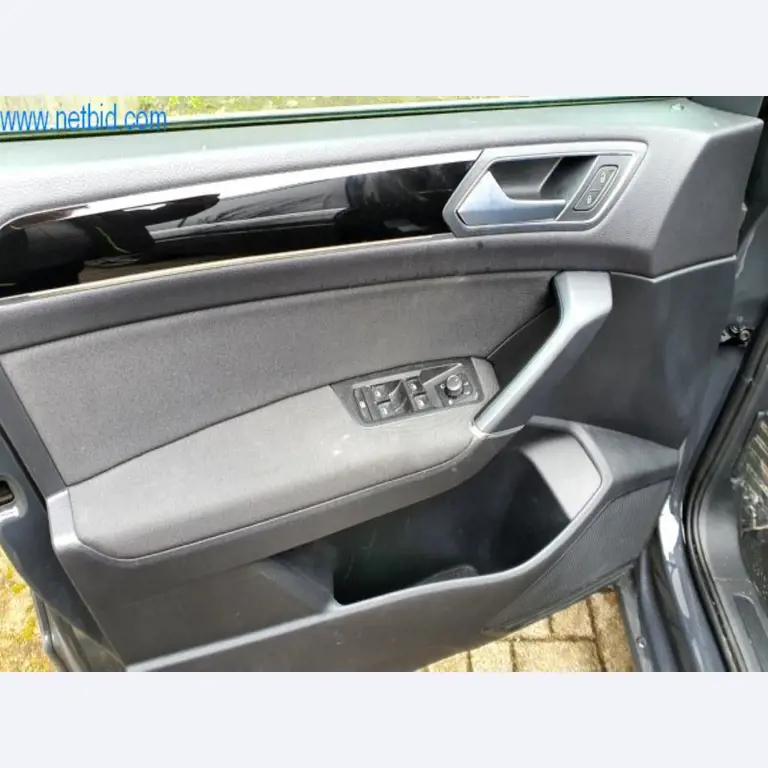 Máquinas para a produção de mobiliário para salas de estar-18