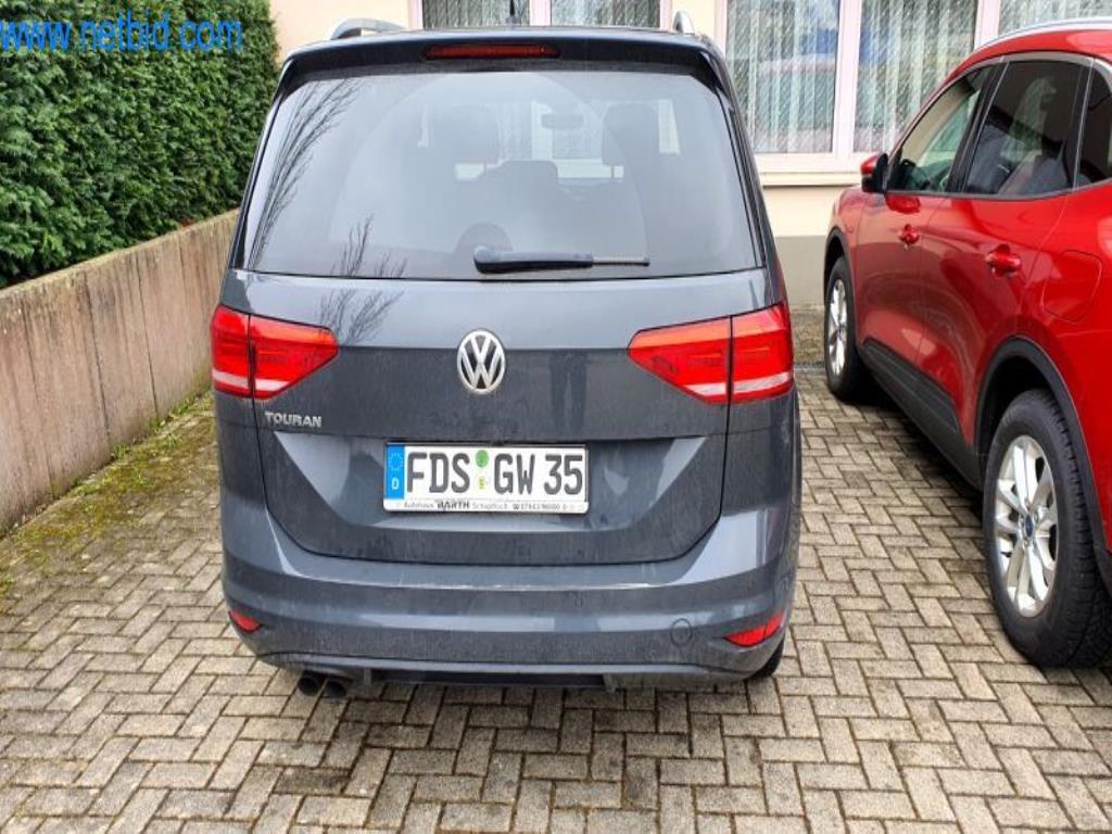 Máquinas para a produção de mobiliário para salas de estar-22