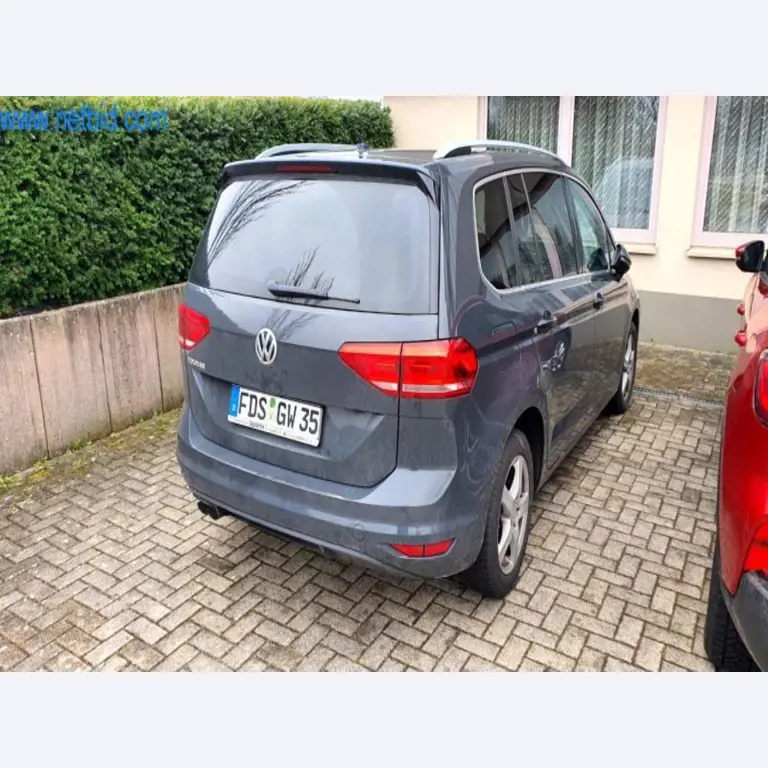 Máquinas para a produção de mobiliário para salas de estar-23