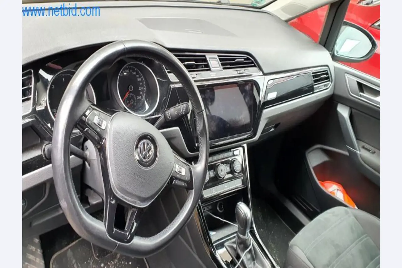 Máquinas para a produção de mobiliário para salas de estar-5