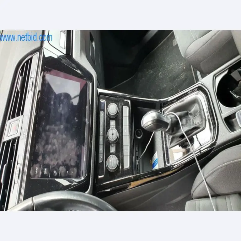 Máquinas para a produção de mobiliário para salas de estar-7