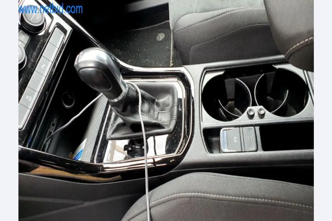 Máquinas para a produção de mobiliário para salas de estar-8