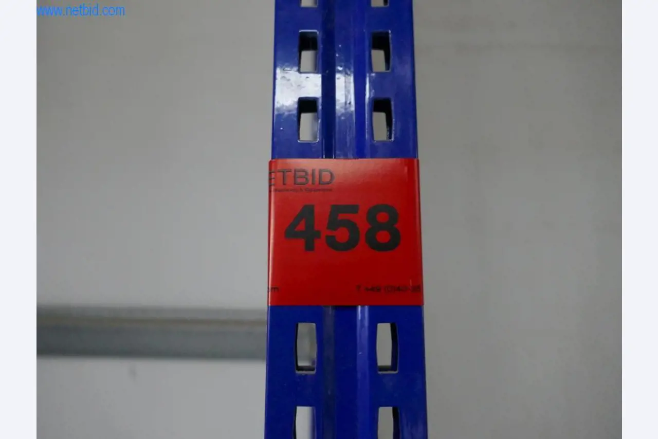 Stroje na výrobu obývacího nábytku-3