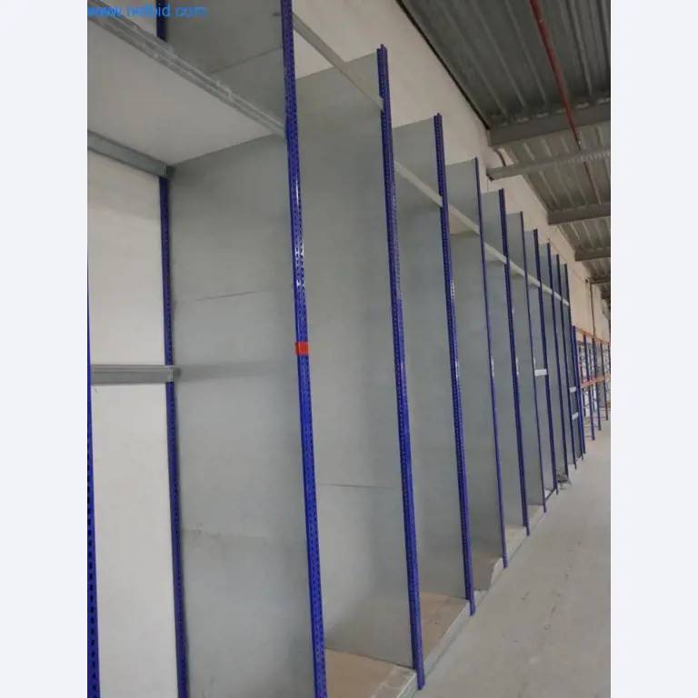 Stroje na výrobu obývacího nábytku-6