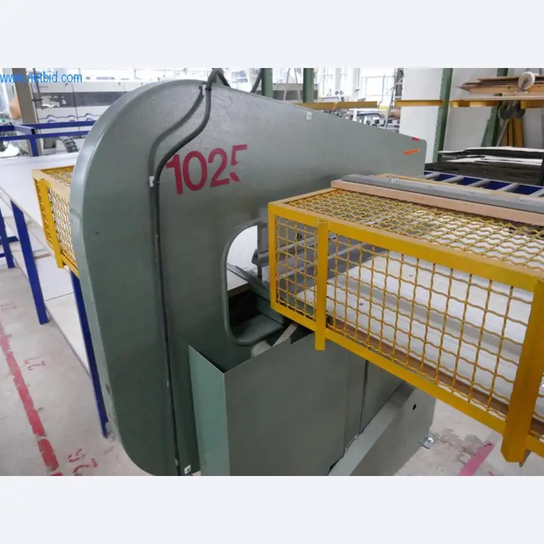 Machines voor de productie van woonkamermeubels-2