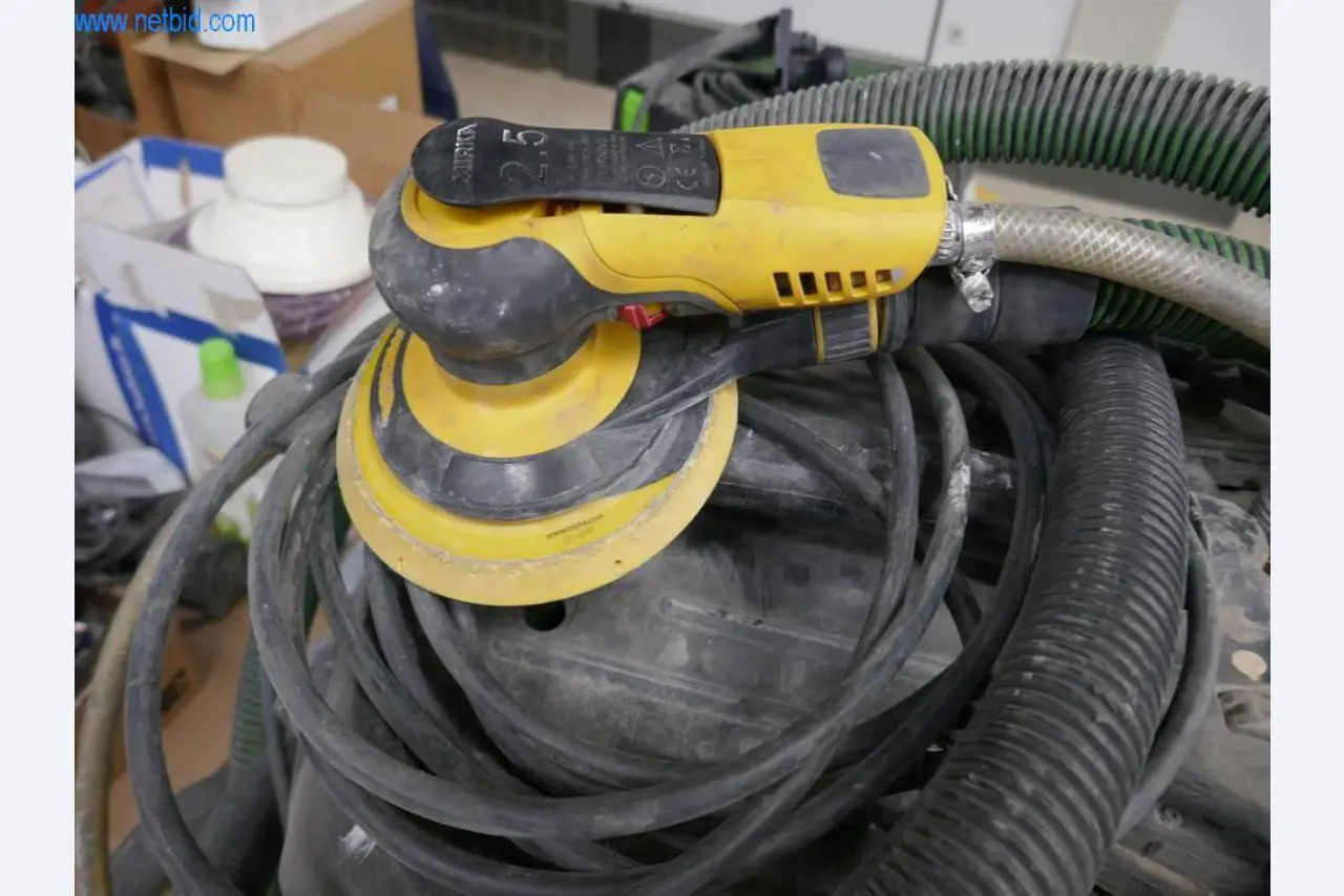 Maschinen zur Herstellung von Wohnraummöbeln-3