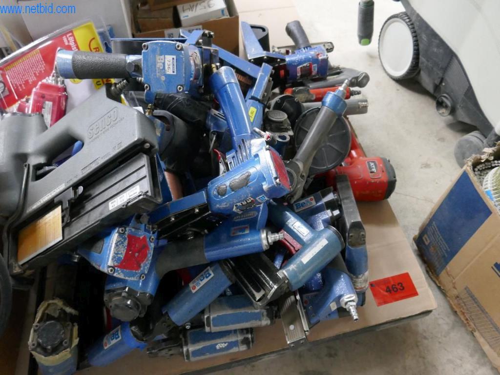 Maschinen zur Herstellung von Wohnraummöbeln-2