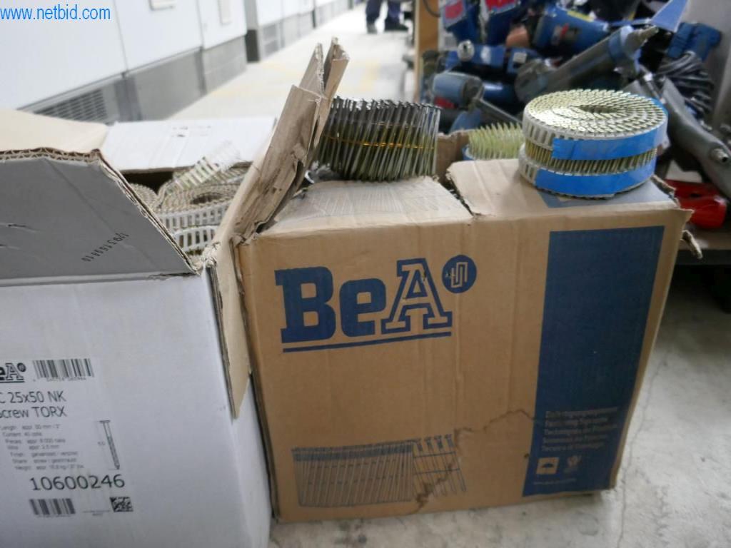 Maschinen zur Herstellung von Wohnraummöbeln-6