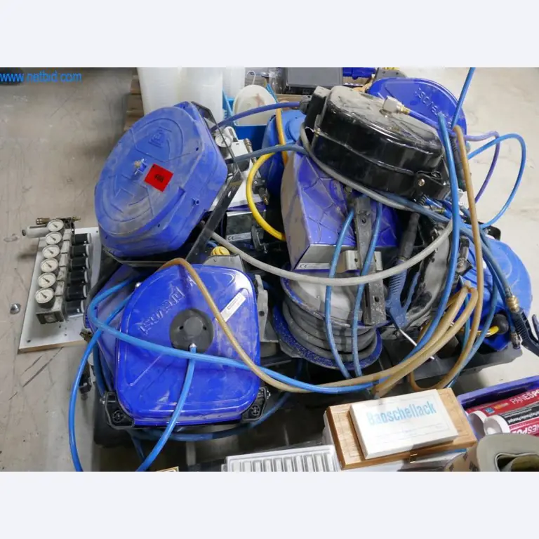 Maschinen zur Herstellung von Wohnraummöbeln-5