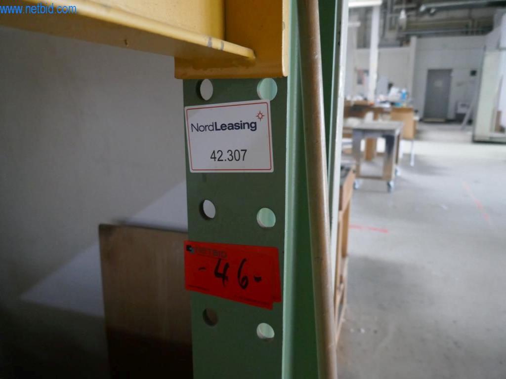 Stroje na výrobu obývacího nábytku-3