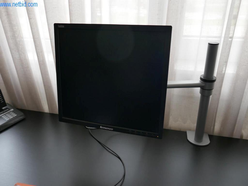 Stroje na výrobu obývacího nábytku-3