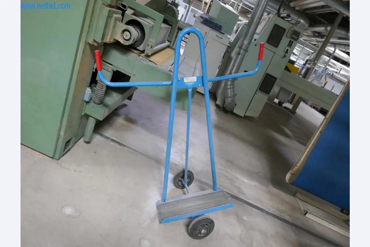 Maschinen zur Herstellung von Wohnraummöbeln-1