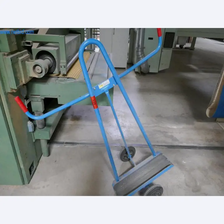 Maschinen zur Herstellung von Wohnraummöbeln-3