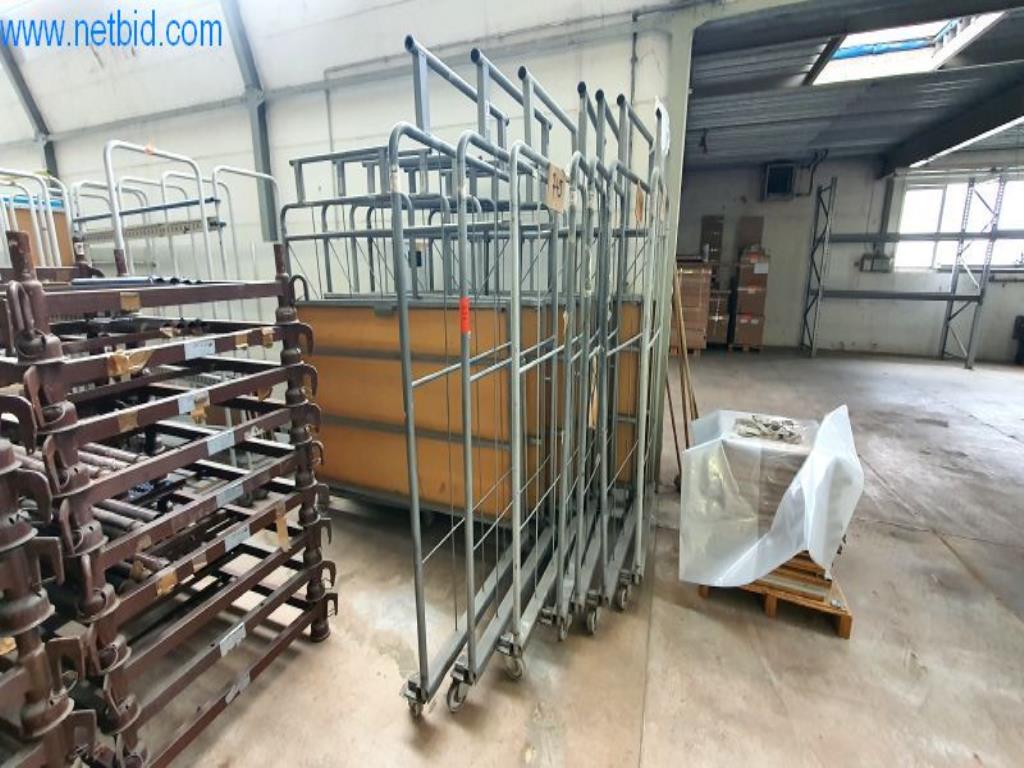 Stroje na výrobu obývacího nábytku-4