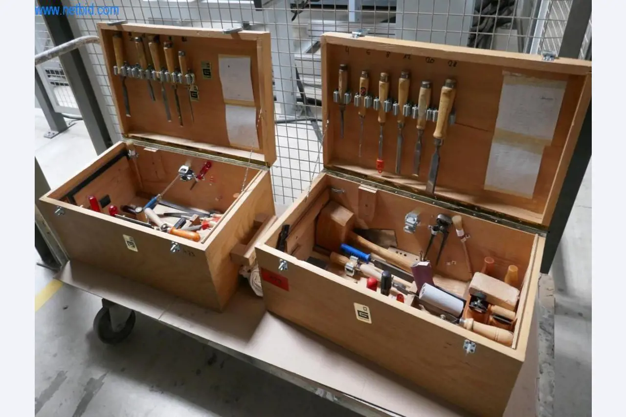 Máquinas para la fabricación de muebles de salón-1