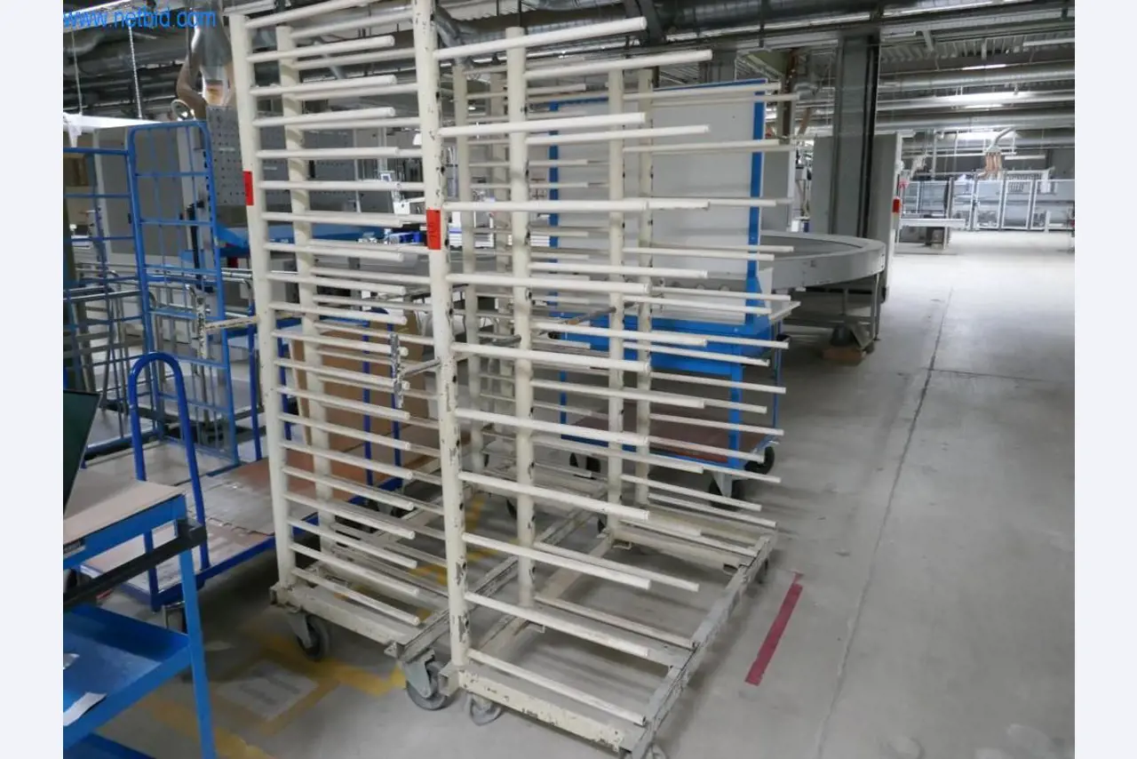 Maschinen zur Herstellung von Wohnraummöbeln-1