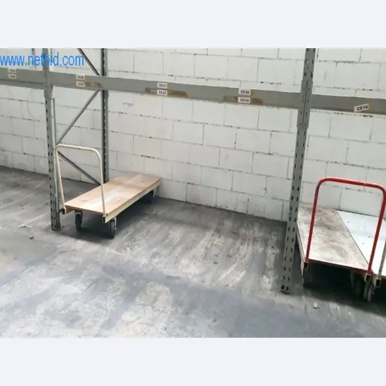 Stroje na výrobu obývacího nábytku-4