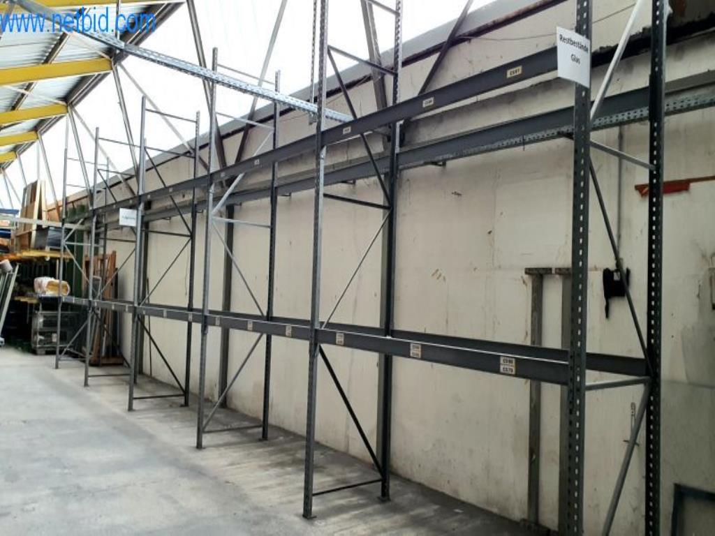 Stroje na výrobu obývacího nábytku-6