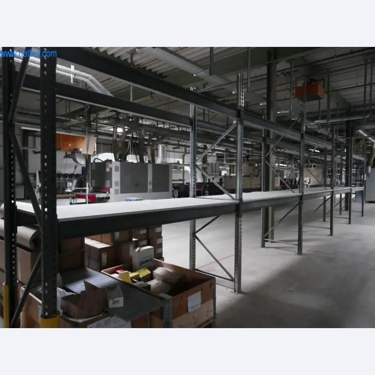 Stroje na výrobu obývacího nábytku-4