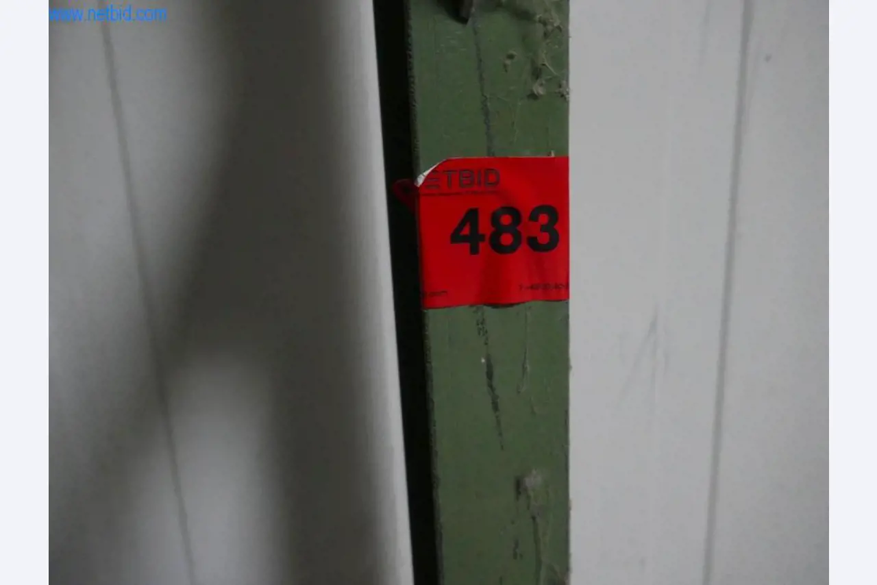 Maschinen zur Herstellung von Wohnraummöbeln-3