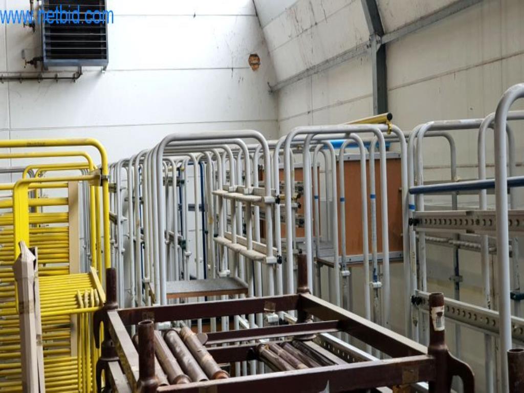 Stroje na výrobu obývacího nábytku-1