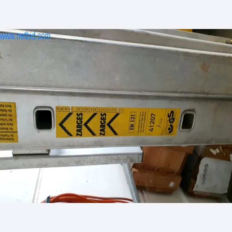 Stroje na výrobu obývacího nábytku-2