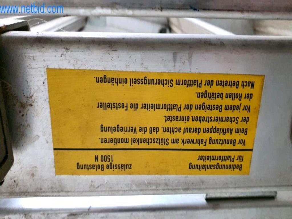 Stroje na výrobu obývacího nábytku-3