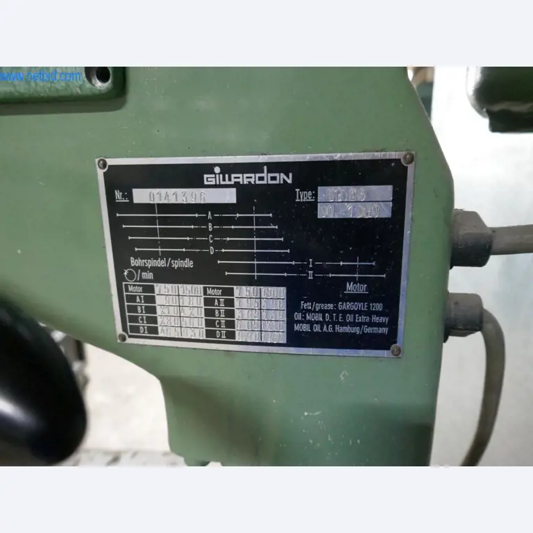 Máquinas para a produção de mobiliário para salas de estar-3