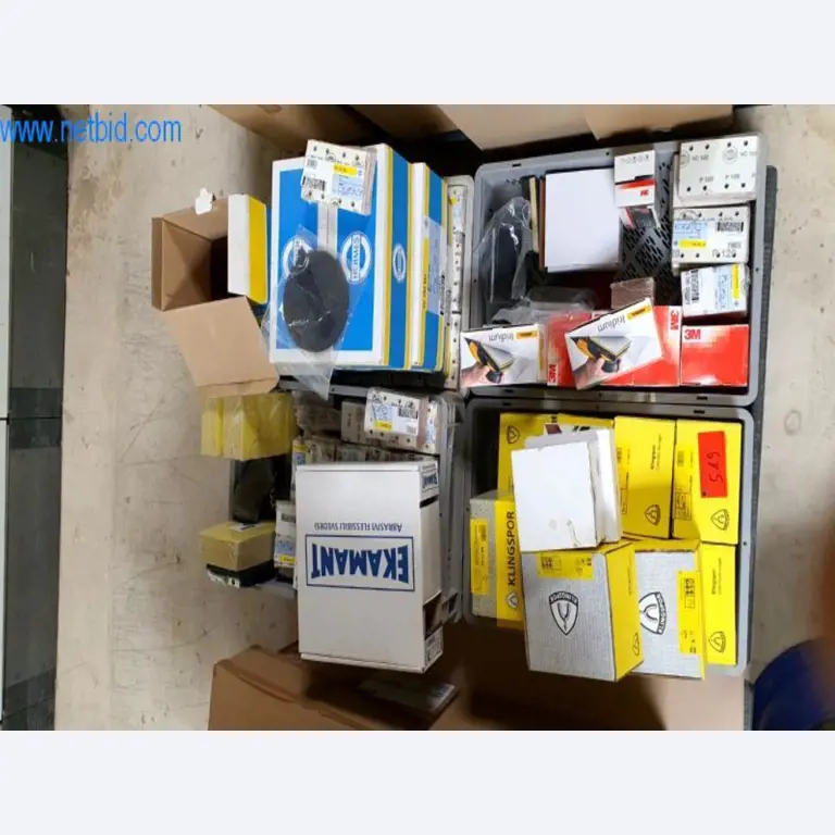 Máquinas para a produção de mobiliário para salas de estar-2