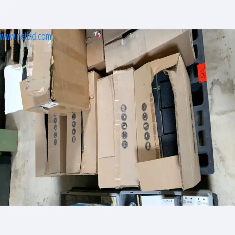 Máquinas para a produção de mobiliário para salas de estar-3