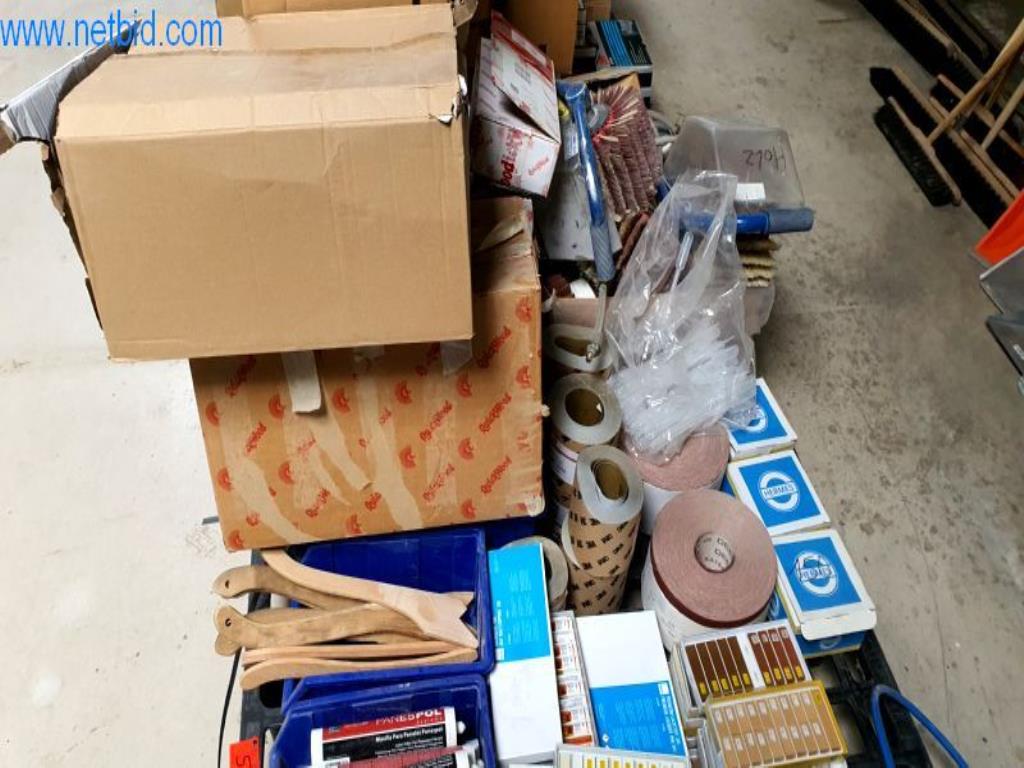 Maschinen zur Herstellung von Wohnraummöbeln-5