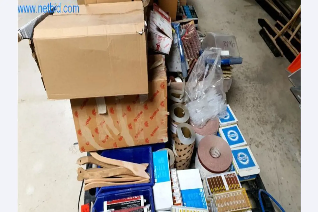 Máquinas para a produção de mobiliário para salas de estar-5