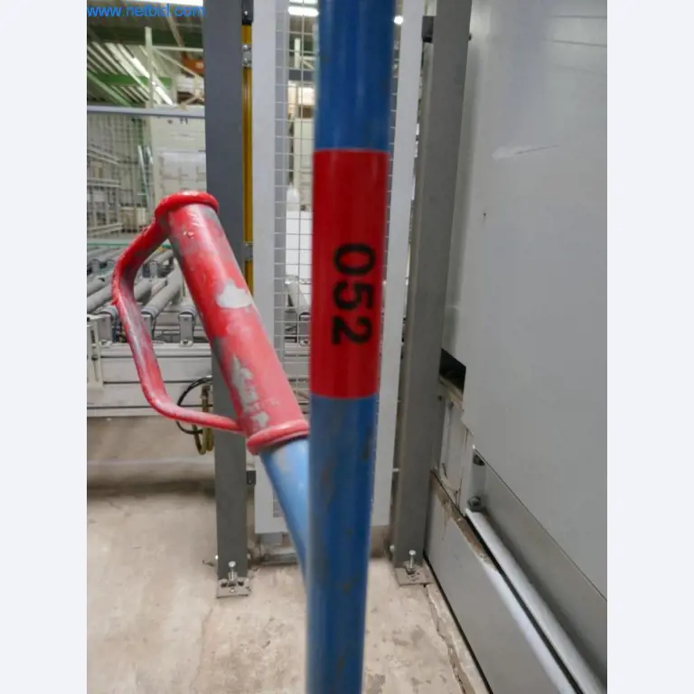 Stroje na výrobu obývacího nábytku-2