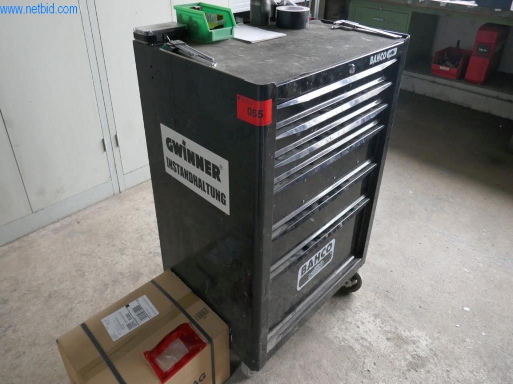 Maschinen zur Herstellung von Wohnraummöbeln-1