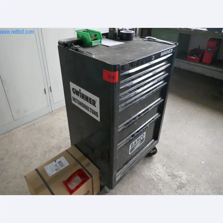 Stroje na výrobu obývacího nábytku-1