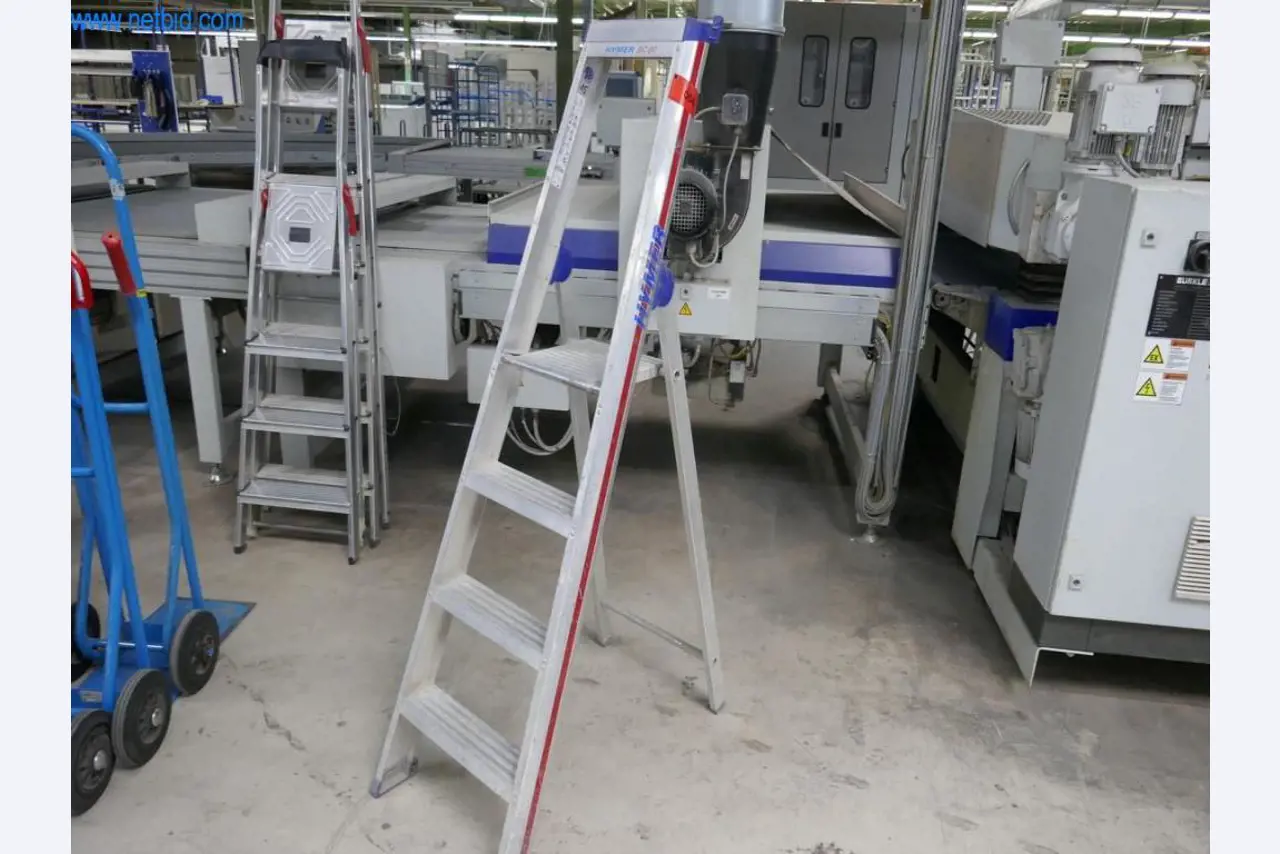 Maschinen zur Herstellung von Wohnraummöbeln-4