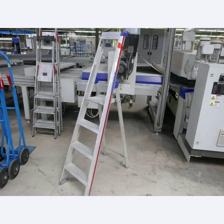 Maschinen zur Herstellung von Wohnraummöbeln-4