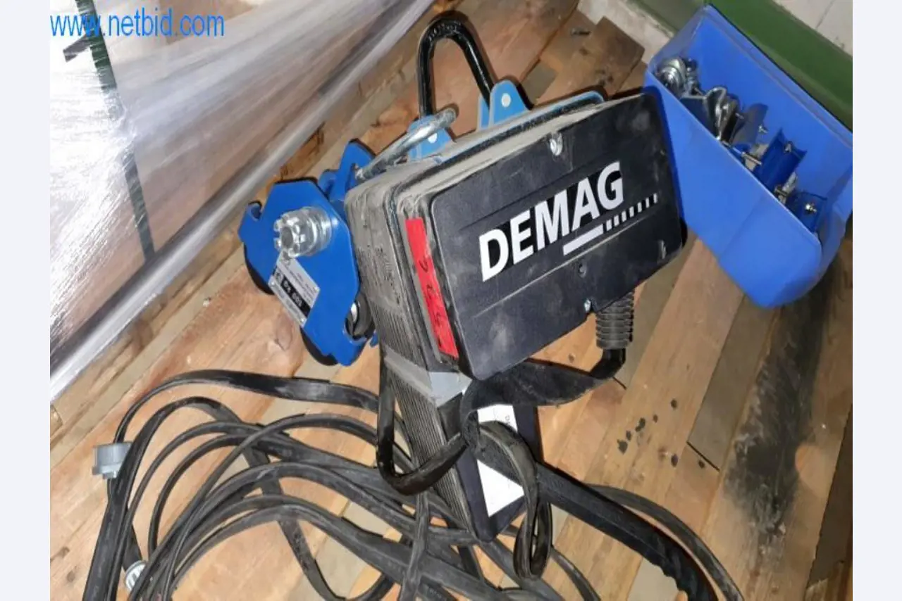 Máquinas para a produção de mobiliário para salas de estar-3