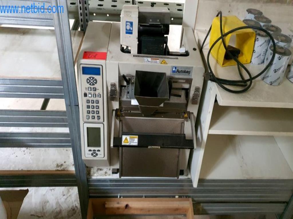 Maschinen zur Herstellung von Wohnraummöbeln-1