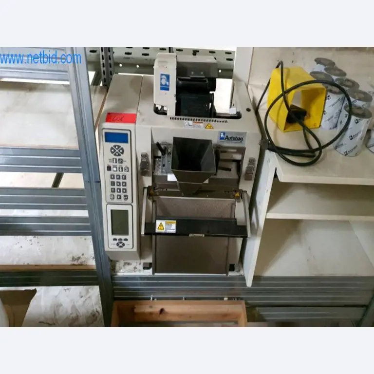 Máquinas para a produção de mobiliário para salas de estar-1