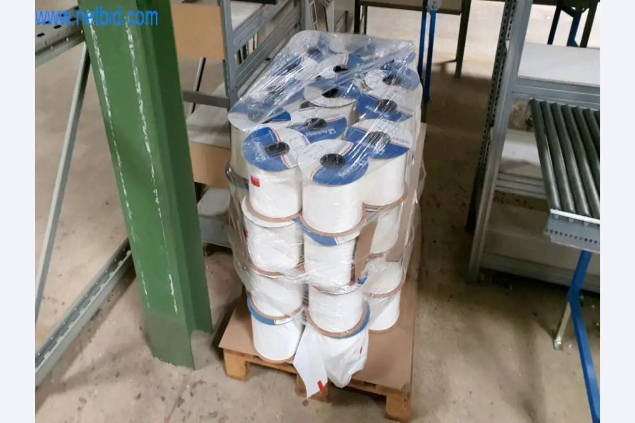 Máquinas para a produção de mobiliário para salas de estar-2