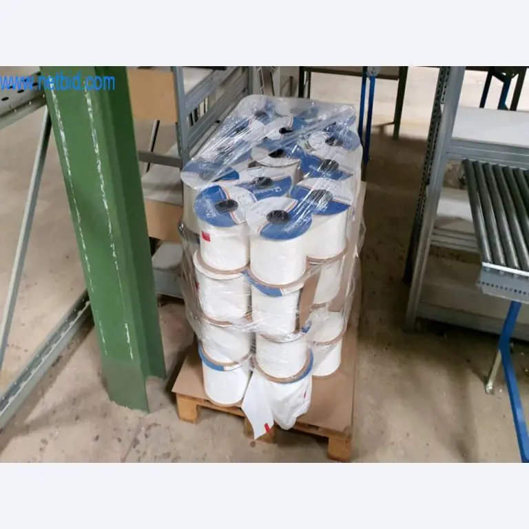 Máquinas para a produção de mobiliário para salas de estar-2